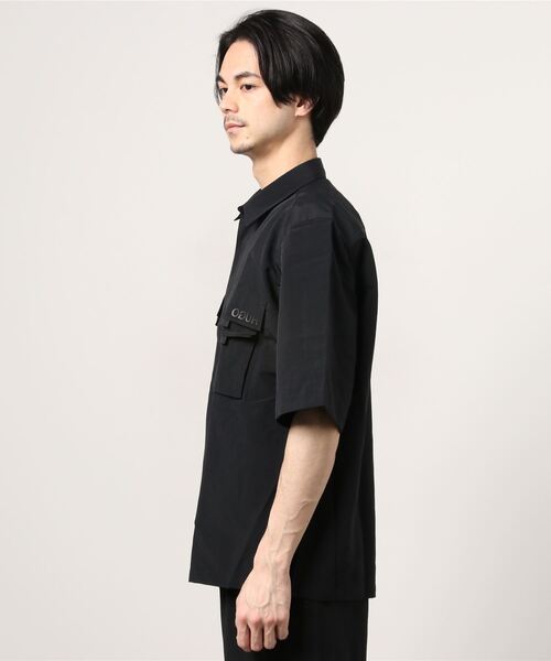 HUGO(ヒューゴ)の「3Dポケット オーバーサイズフィット シャツ(シャツ/ブラウス・メンズ・ブラック・L/XL/XS/M/S)」の3枚目の写真