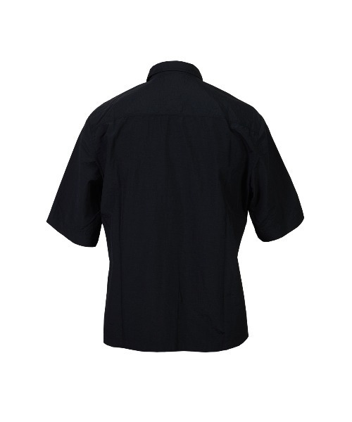 HUGO(ヒューゴ)の「3Dポケット オーバーサイズフィット シャツ(シャツ/ブラウス・メンズ・ブラック・L/XL/XS/M/S)」の4枚目の写真