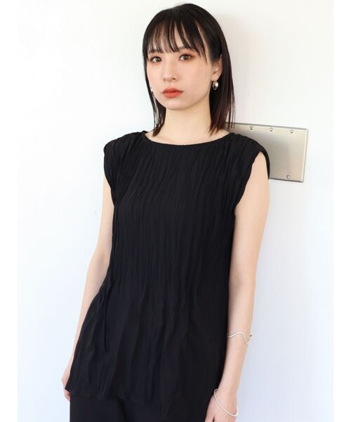 MURUA（ムルーア）の「ラウンドワッシャーチュニック（シャツ/ブラウス・レディース・ブラック/ベージュ/ブラウン・FREE）」の2枚目の写真