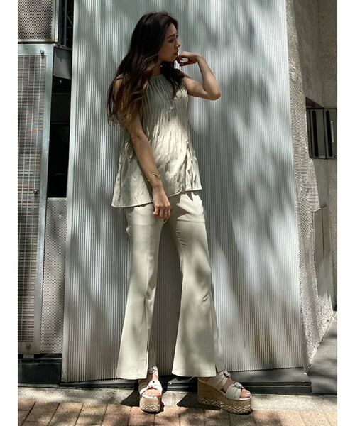 MURUA（ムルーア）の「ラウンドワッシャーチュニック（シャツ/ブラウス・レディース・ブラック/ベージュ/ブラウン・FREE）」の19枚目の写真