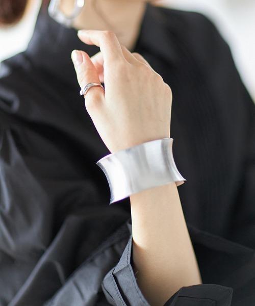 Cookie Chocolate（クッキーチョコレート）の「シンプルリング《ERIKOセレクトアイテム》（リング・レディース・シルバー/ゴールド・FREE）」の4枚目の写真