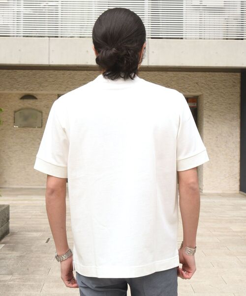 SHIPS（シップス）の「【WEB限定】SHIPS: 形態安定 防シワ加工 テレワーク ビズ クルーネック Tシャツ（Tシャツ/カットソー・メンズ・ライトブルー/ブラック/ホワイト/チャコールグレー/ネイビー・LARGE/XX-LARGE/MEDIUM/X-LARGE/SMALL）」の9枚目の写真