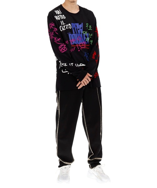 doublet（ダブレット）の「doublet メッセージエンブロイダリーロングスリーブTシャツ（Tシャツ/カットソー・メンズ・ブラック・MEDIUM）」の2枚目の写真