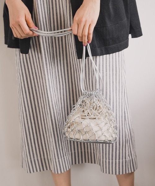 niko and...（ニコアンド）の「オリジナルメッシュ巾着ショルダーバッグ（ショルダーバッグ・レディース・ブラック/グレー/オフホワイト/オレンジ/キャメル・0）」の3枚目の写真