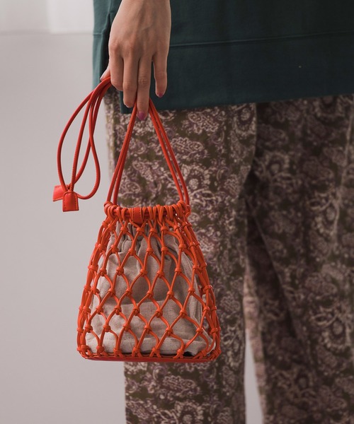 niko and...（ニコアンド）の「オリジナルメッシュ巾着ショルダーバッグ（ショルダーバッグ・レディース・ブラック/グレー/オフホワイト/オレンジ/キャメル・0）」の5枚目の写真