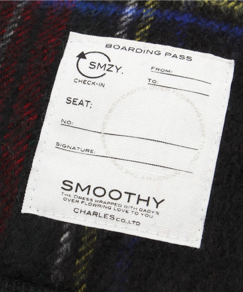 こども ビームス（コドモビームス）の「Smoothy / 2nd リングマフラー（マフラー・キッズ・ブラック/レッド・ONE SIZE）」の4枚目の写真