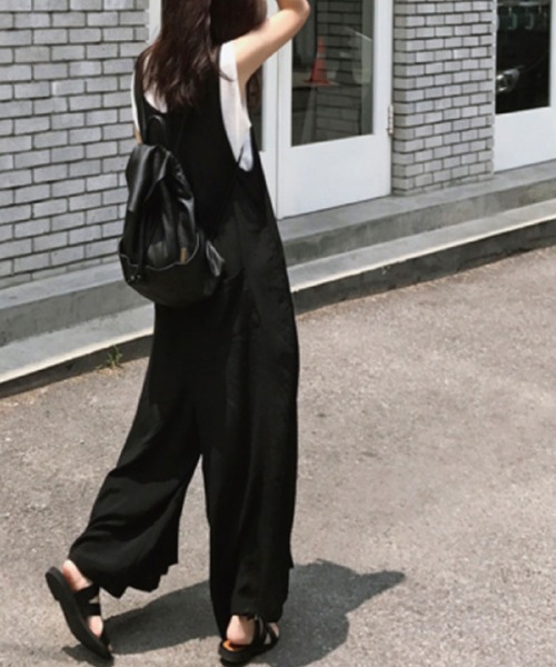 meJane（ミージェーン）の「フレンチスリーブTシャツ+ワイドパンツサロペットセットアップ【ZOZOTOWN限定】（サロペット/オーバーオール・レディース・ブラック・FREE）」の4枚目の写真