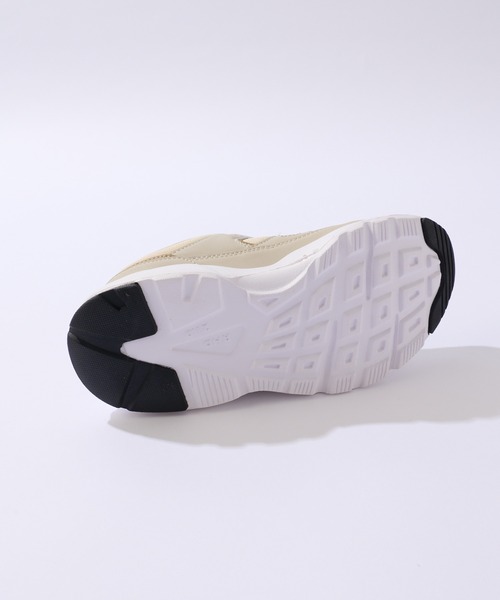 DIAL DRIVE（ダイヤルドライブ）の「【KIDS】【ダイヤルドライブ×TYPY】コラボスニーカー（スニーカー・キッズ・ブラック/ベージュ/カーキ・18/23/16/17/19/20/21/22）」の15枚目の写真