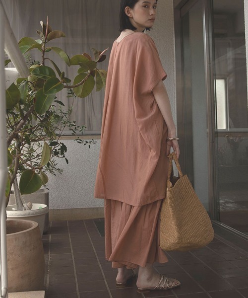 marjour(マージュール)の「LAYERED ONEPIECE(ワンピース・レディース・ブラック/オレンジ系・M)」の1枚目の写真