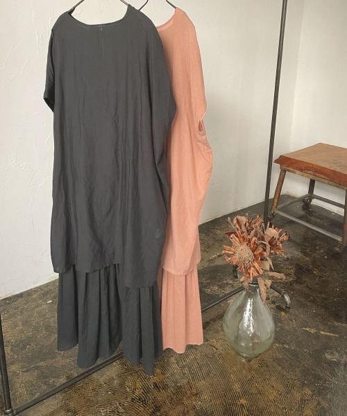 marjour(マージュール)の「LAYERED ONEPIECE(ワンピース・レディース・ブラック/オレンジ系・M)」の8枚目の写真