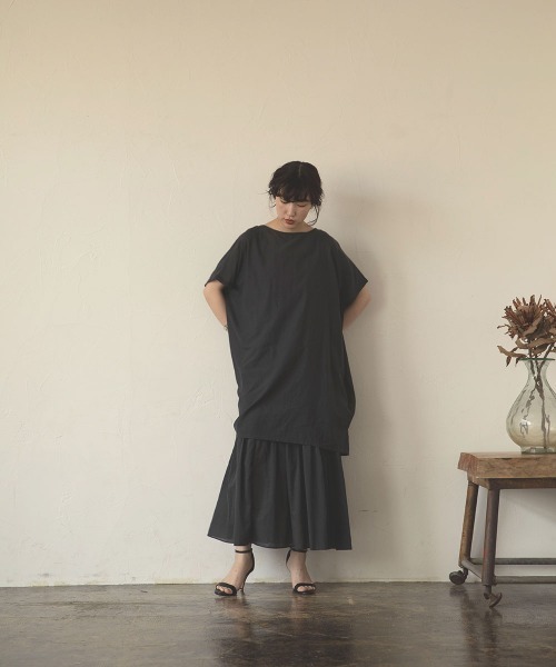 marjour(マージュール)の「LAYERED ONEPIECE(ワンピース・レディース・ブラック/オレンジ系・M)」の6枚目の写真