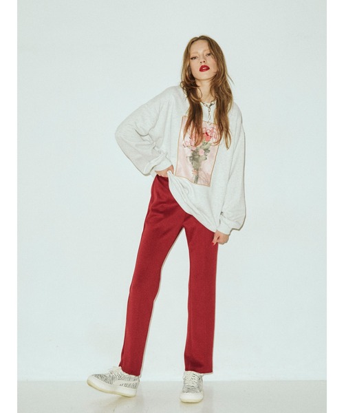 jouetie(ジュエティ)の「フラワーフォト プルオーバー【スウェット/トレーナー】(スウェット・レディース・ブラック/グレー/オレンジ・MEDIUM)」の8枚目の写真