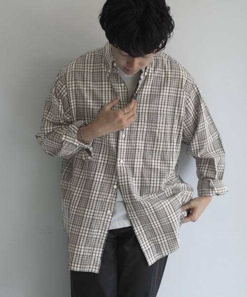 URBAN RESEARCH DOORS(アーバンリサーチドアーズ)の「GYMPHLEX 50/ビエラチェックボタンダウンシャツ(シャツ/ブラウス・メンズ・ホワイト系その他/ベージュ系その他・SMALL)」の2枚目の写真