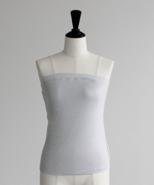 kaene(カエン)の「カップ付きラメベアトップインナー(チューブトップ・レディース・ブラック/シルバー/ゴールド・FREE)」の2枚目の写真