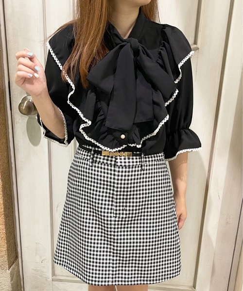 apres jour(アプレジュール)の「ピコレースフリルボウタイブラウス【ZOZOTOWN限定アイテム】(シャツ/ブラウス・レディース・ブラック/オフホワイト/モカ/アイボリー・X-LARGE/フリー)」の12枚目の写真