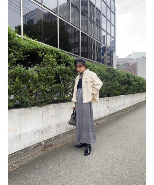 SLY(スライ)の「DAMAGE DENIM SH JK ダメージ デニムジャケット(デニムジャケット・レディース・グレー/アイボリー・FREE)」の18枚目の写真