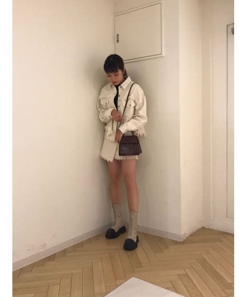 SLY(スライ)の「DAMAGE DENIM SH JK ダメージ デニムジャケット(デニムジャケット・レディース・グレー/アイボリー・FREE)」の22枚目の写真