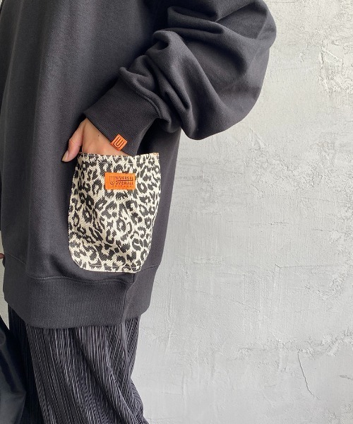 UNIVERSAL OVERALL（ユニバーサルオーバーオール）の「[UNIVERSAL OVERALL/ユニバーサルオーバーオール] 別注 カバーオールスウェット（スウェット・レディース・ブラック/ブルー/グレイッシュベージュ・S/M/L/XL）」の10枚目の写真