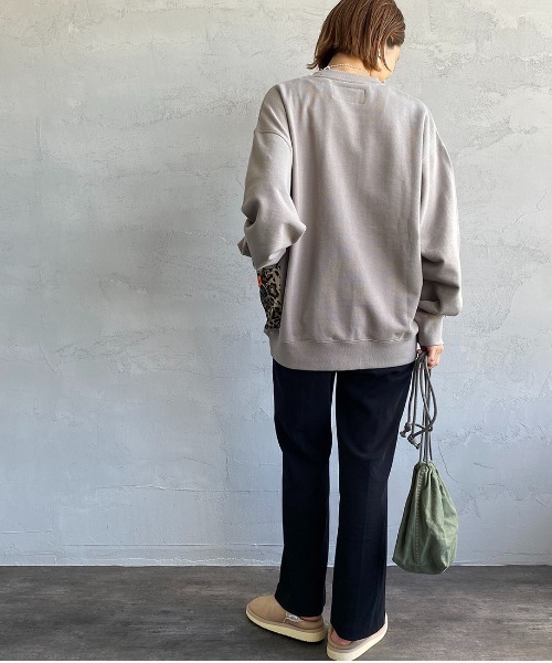 UNIVERSAL OVERALL（ユニバーサルオーバーオール）の「[UNIVERSAL OVERALL/ユニバーサルオーバーオール] 別注 カバーオールスウェット（スウェット・レディース・ブラック/ブルー/グレイッシュベージュ・S/M/L/XL）」の7枚目の写真