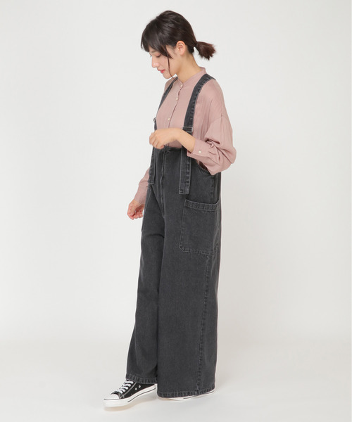 ikka（イッカ）の「デニムサロペット（サロペット/オーバーオール・レディース・ブラック/ダークネイビー・M）」の9枚目の写真