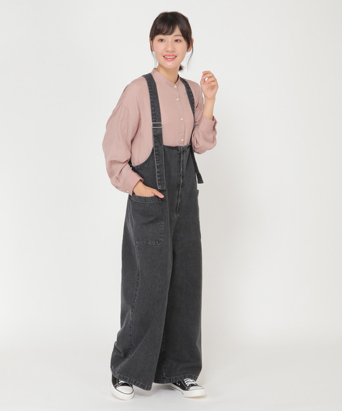 ikka（イッカ）の「デニムサロペット（サロペット/オーバーオール・レディース・ブラック/ダークネイビー・M）」の15枚目の写真
