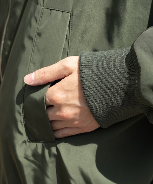 PairPair（ペアペア）の「MA-1(ユニセックス)（MA-1・レディース・ブラック/カーキ・MEDIUM/LARGE）」の10枚目の写真