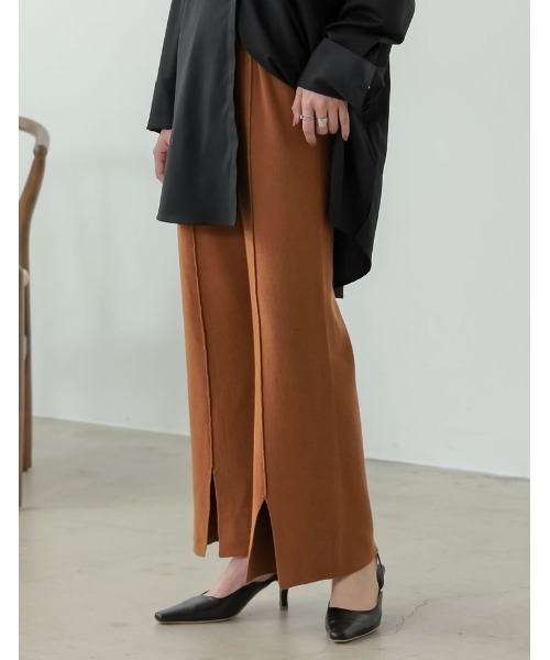 Re:EDIT（リエディ）の「センターラインスリットニットレギパン（その他パンツ・レディース・ブラウン/ベージュ/オレンジ/グリーン/ブラック/ピンク/パープル・LARGE/MEDIUM/SHORT）」の7枚目の写真