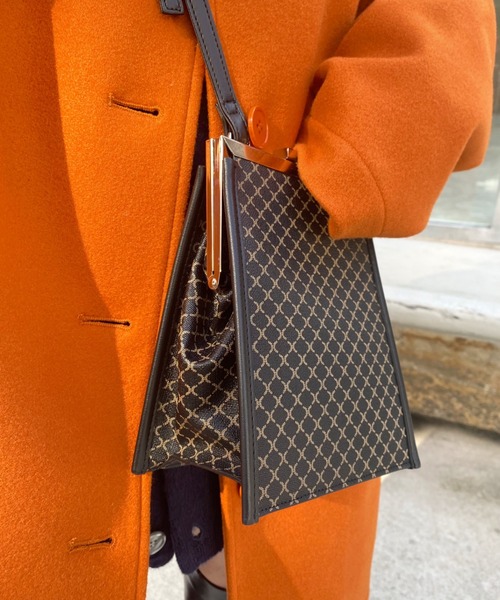 WHO'S WHO gallery（フーズフーギャラリー）の「クラスプショルダー（ショルダーバッグ・レディース・ブラック/ブラウン/サックスブルー/グリーン/レモンイエロー・FREE）」の13枚目の写真