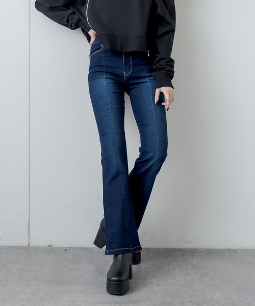 RASVOA(ラスボア)の「フレアステッチデニム(デニムパンツ・レディース・ネイビー/ブラック・S/M)」の13枚目の写真