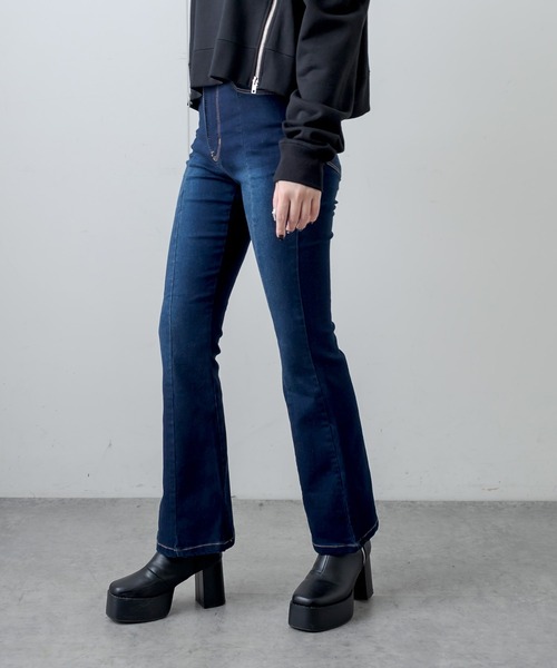 RASVOA(ラスボア)の「フレアステッチデニム(デニムパンツ・レディース・ネイビー/ブラック・S/M)」の17枚目の写真