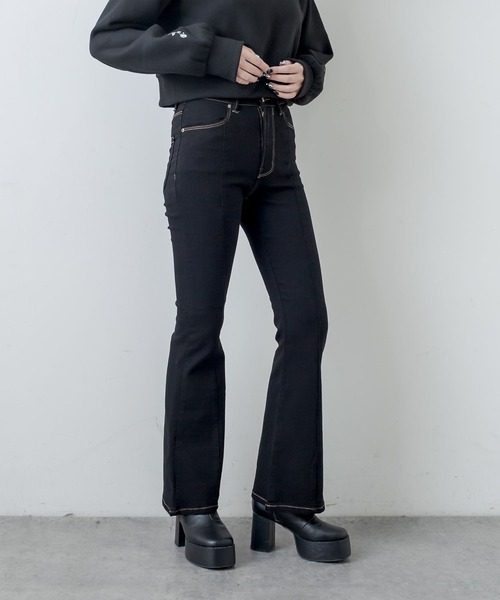 RASVOA(ラスボア)の「フレアステッチデニム(デニムパンツ・レディース・ネイビー/ブラック・S/M)」の9枚目の写真