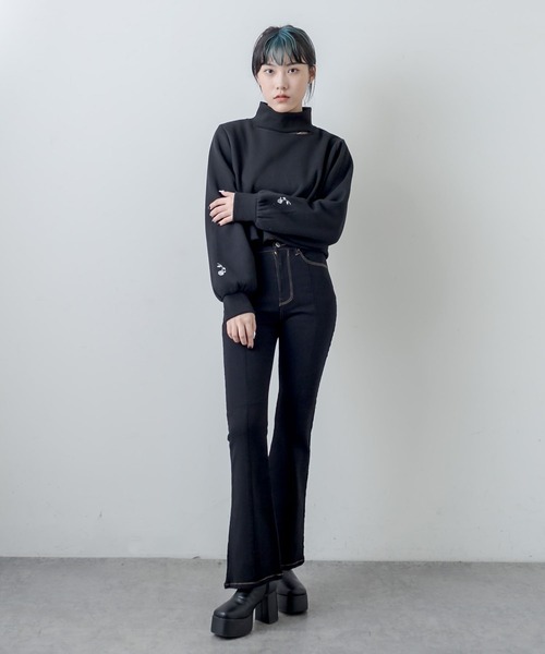 RASVOA(ラスボア)の「フレアステッチデニム(デニムパンツ・レディース・ネイビー/ブラック・S/M)」の12枚目の写真