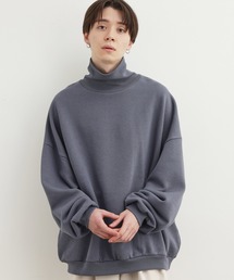 タートルネックスウェット