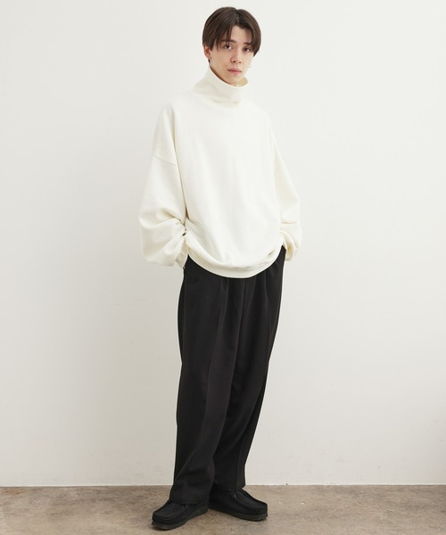 JUNRED（ジュンレッド）の「タートルネックスウェット（スウェット・メンズ・ホワイト/チャコールグレー/ブルー・S/M/L）」の6枚目の写真