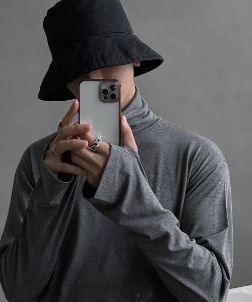 ASCLO（エジュクロ）の「ASCLO ウォーマータートルネックTシャツ（Tシャツ/カットソー・メンズ・ブラック/グレー/アイボリー・FREE）」の3枚目の写真