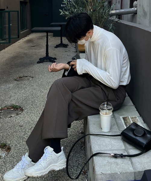 ASCLO（エジュクロ）の「ASCLO ウォーマータートルネックTシャツ（Tシャツ/カットソー・メンズ・ブラック/グレー/アイボリー・FREE）」の11枚目の写真