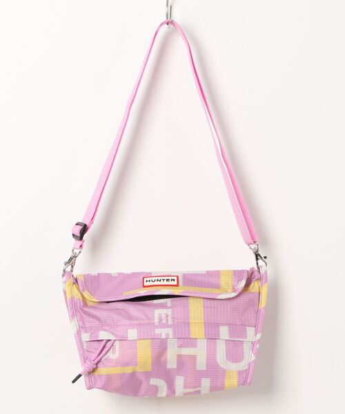 HUNTER(ハンター)の「/HUNTER(ハンター)/ORG PACKABLE CROSSBODY(ショルダーバッグ・メンズ・パープル/ネイビー/ブラック/レッド/ピンク/イエロー/ホワイト系その他/ホワイト/ライトブルー/オリーブ/その他1/その他/オレンジ/その他2・FREE)」の1枚目の写真