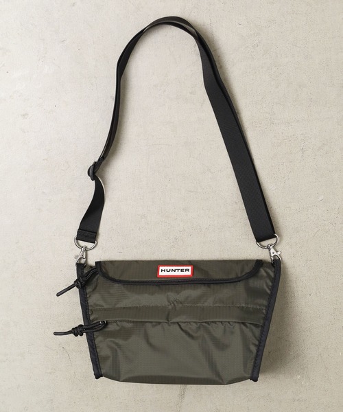 HUNTER(ハンター)の「/HUNTER(ハンター)/ORG PACKABLE CROSSBODY(ショルダーバッグ・メンズ・パープル/ネイビー/ブラック/レッド/ピンク/イエロー/ホワイト系その他/ホワイト/ライトブルー/オリーブ/その他1/その他/オレンジ/その他2・FREE)」の5枚目の写真