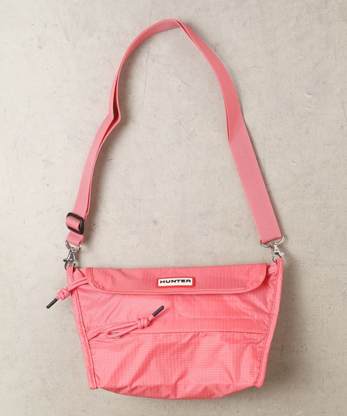 HUNTER(ハンター)の「/HUNTER(ハンター)/ORG PACKABLE CROSSBODY(ショルダーバッグ・メンズ・パープル/ネイビー/ブラック/レッド/ピンク/イエロー/ホワイト系その他/ホワイト/ライトブルー/オリーブ/その他1/その他/オレンジ/その他2・FREE)」の10枚目の写真