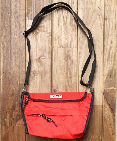 HUNTER(ハンター)の「/HUNTER(ハンター)/ORG PACKABLE CROSSBODY(ショルダーバッグ・メンズ・パープル/ネイビー/ブラック/レッド/ピンク/イエロー/ホワイト系その他/ホワイト/ライトブルー/オリーブ/その他1/その他/オレンジ/その他2・FREE)」の19枚目の写真