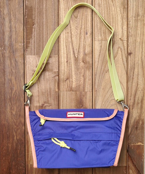 HUNTER(ハンター)の「/HUNTER(ハンター)/ORG PACKABLE CROSSBODY(ショルダーバッグ・メンズ・パープル/ネイビー/ブラック/レッド/ピンク/イエロー/ホワイト系その他/ホワイト/ライトブルー/オリーブ/その他1/その他/オレンジ/その他2・FREE)」の20枚目の写真