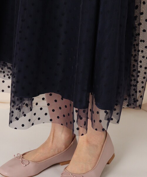 couture brooch（クチュールブローチ）の「◆【春まで使える♪】ドットチュールギャザースカート（スカート・レディース・ブラック系2/ネイビー系2/ベージュ系2・38/36/42）」の8枚目の写真