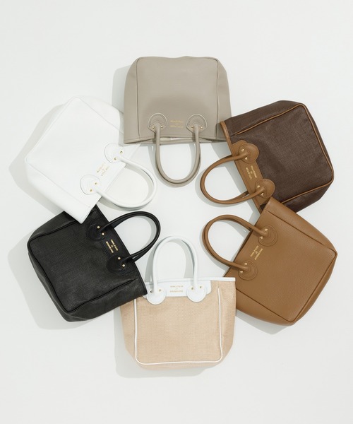 YOUNG&OLSEN The DRYGOODS STORE(ヤングアンドオルセン)の「【YOUNG&OLSEN】別注 EMBOSSED LEATHER TOTE S(トートバッグ・レディース・ホワイト/ダークブラウン/ブラウン・FREE)」の20枚目の写真