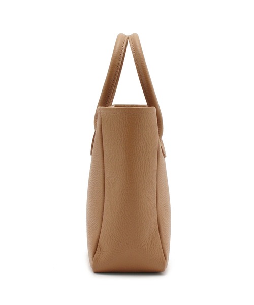 YOUNG&OLSEN The DRYGOODS STORE(ヤングアンドオルセン)の「【YOUNG&OLSEN】別注 EMBOSSED LEATHER TOTE S(トートバッグ・レディース・ホワイト/ダークブラウン/ブラウン・FREE)」の4枚目の写真