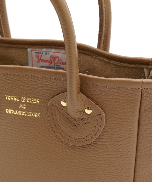 YOUNG&OLSEN The DRYGOODS STORE(ヤングアンドオルセン)の「【YOUNG&OLSEN】別注 EMBOSSED LEATHER TOTE S(トートバッグ・レディース・ホワイト/ダークブラウン/ブラウン・FREE)」の7枚目の写真