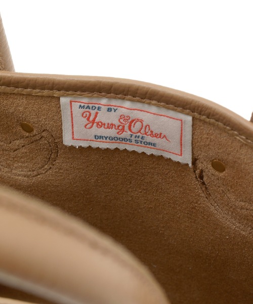 YOUNG&OLSEN The DRYGOODS STORE(ヤングアンドオルセン)の「【YOUNG&OLSEN】別注 EMBOSSED LEATHER TOTE S(トートバッグ・レディース・ホワイト/ダークブラウン/ブラウン・FREE)」の21枚目の写真