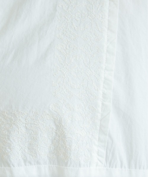 ANGIE(アンジー)の「コットン刺繍ロングワンピース(シャツワンピース・レディース・オフホワイト/ブルー/スミクロ・FREE)」の19枚目の写真