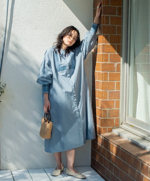 Katie WHITE CULT シャツワンピース　フリーサイズホワイトコットン 日本製 サイドスリットシャツワンピース ワンピース &LOTTA