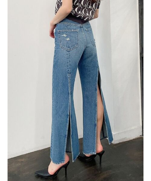 GYDA（ジェイダ）の「ハイウエストバックスリットワイドデニムパンツ（デニムパンツ・レディース・ライトブルー/ブルー・SMALL/MEDIUM）」の5枚目の写真
