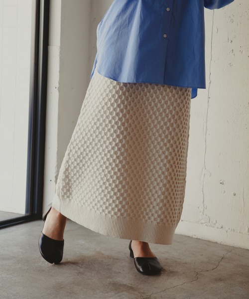 Kari & lili（カウリアンドリィリィ）の「柄編みニットスカート（スカート・レディース・ライトパープル/ダークブルー/ライトグレー/オフホワイト・FREE）」の7枚目の写真